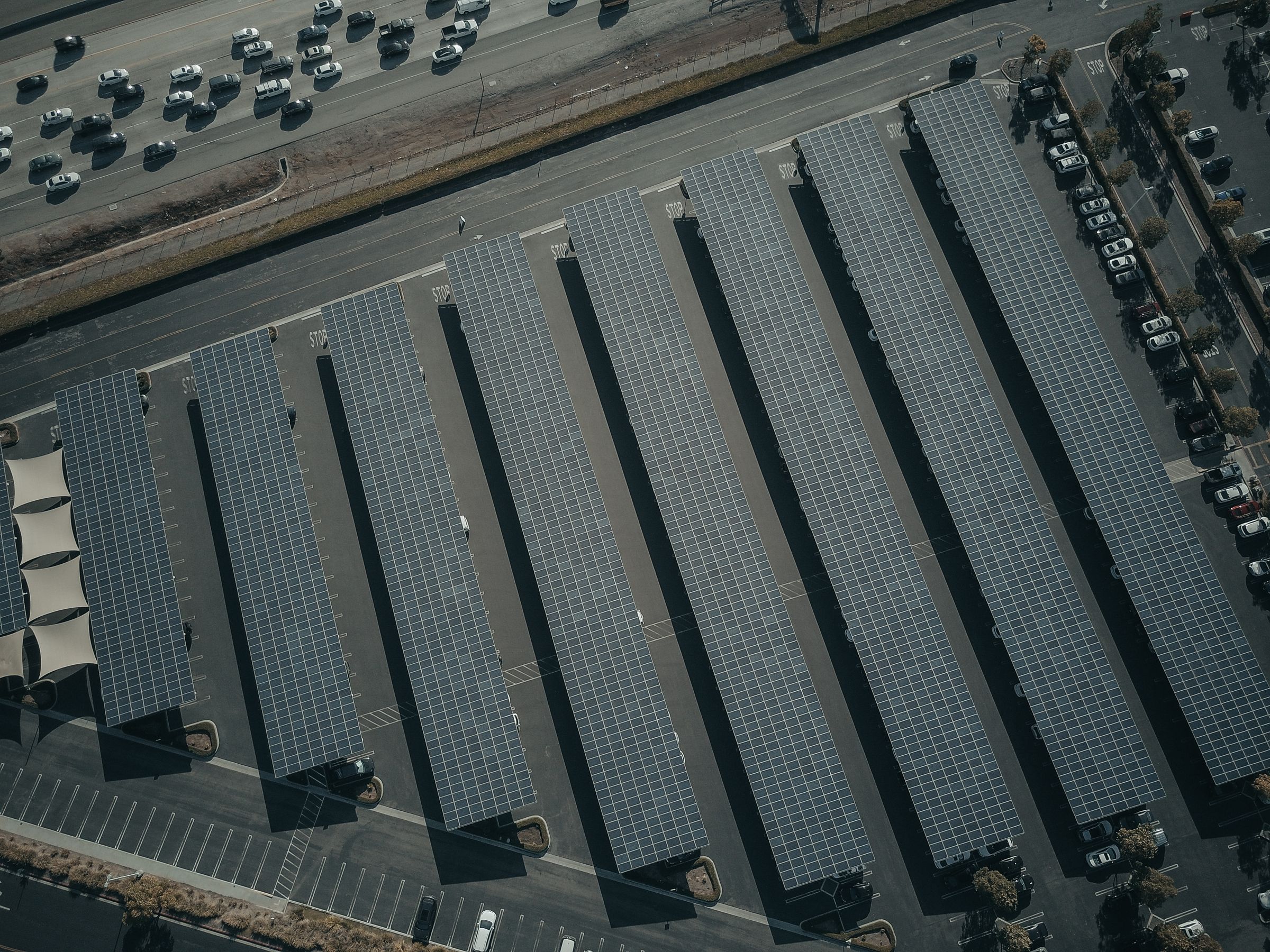 Solar carport shading a parking lot